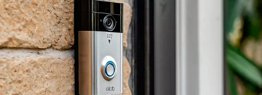 Wireless and Wired Camera Doorbell Options in University, ON